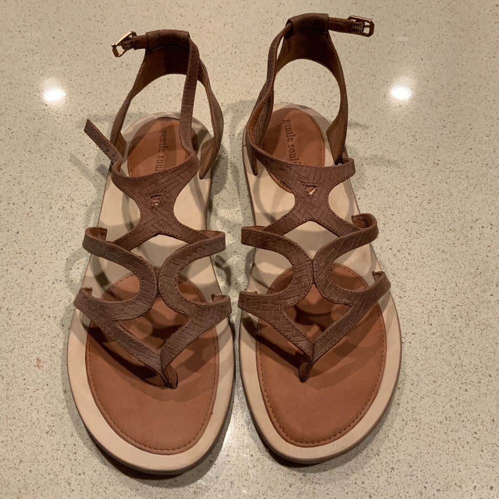 Gentle souls sandal